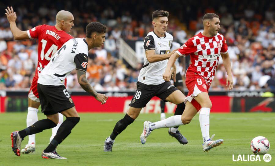 Enzo Barrenechea, ante el Girona FC (Foto: LALIGA).