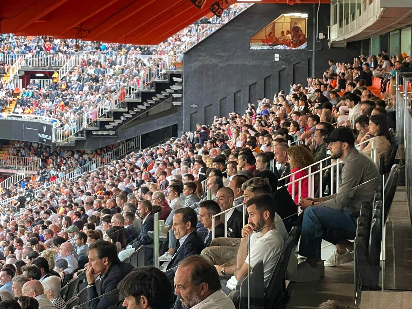 Rafa Mir en Mestalla