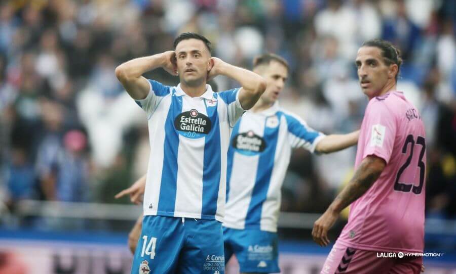 Cristian Herrera se lamenta tras fallar una ocasión (Foto: LaLiga).