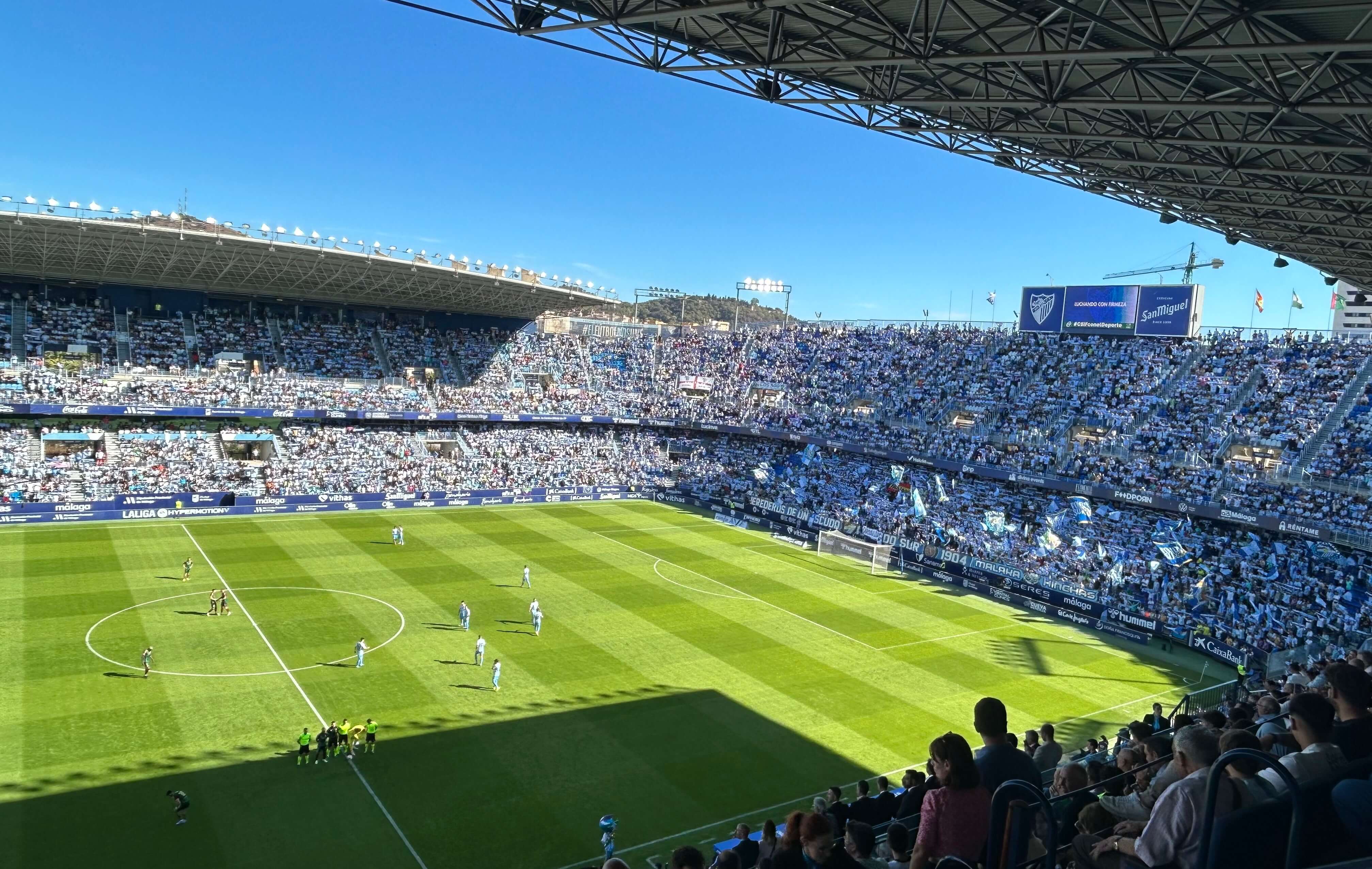 Así luce La Rosaleda este sábado en la décima jornada. (Foto: ElDesmarque)