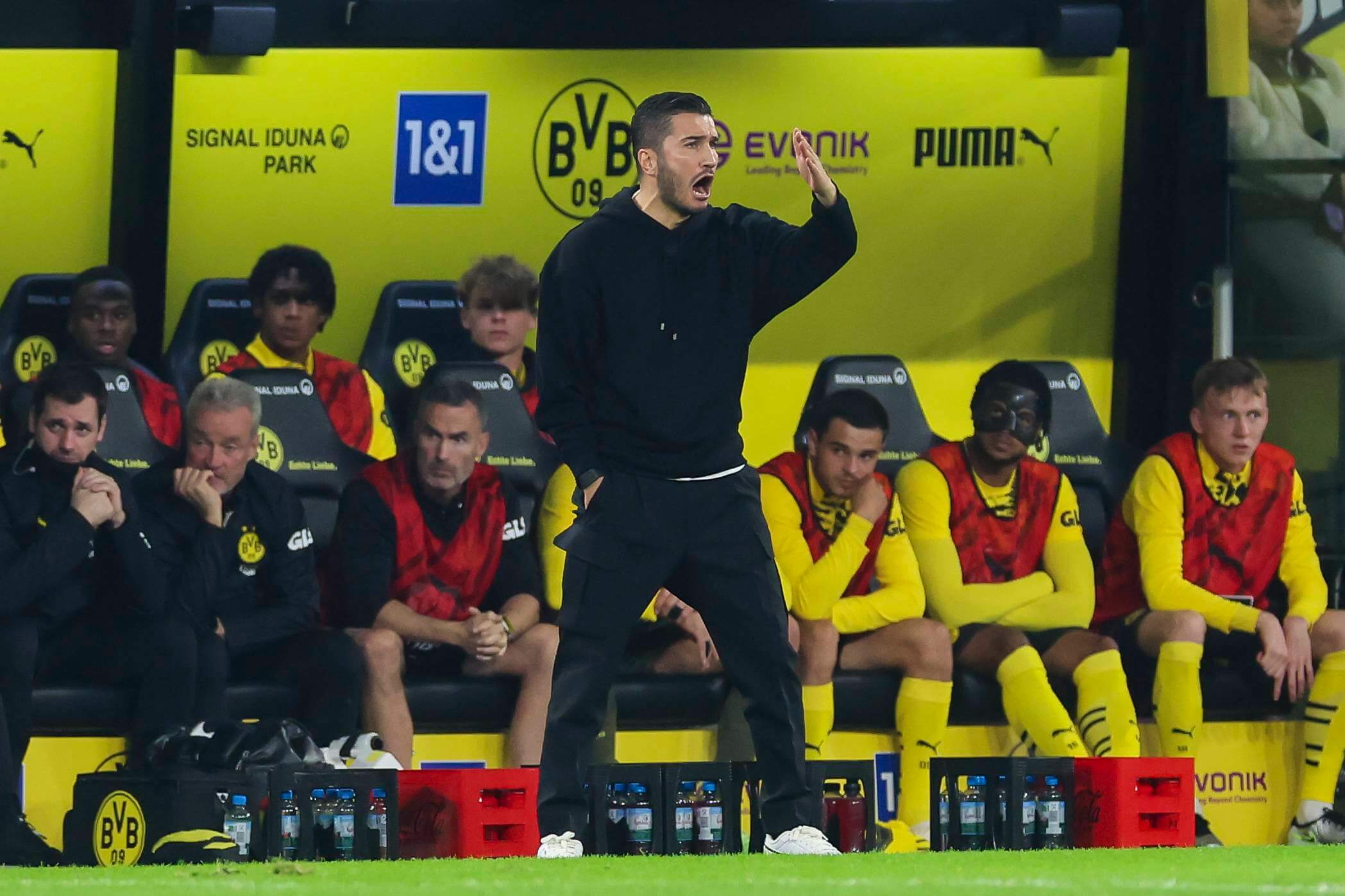 Nuri Sahin, entrenador del Borussia Dortmund (Cordon Pres)