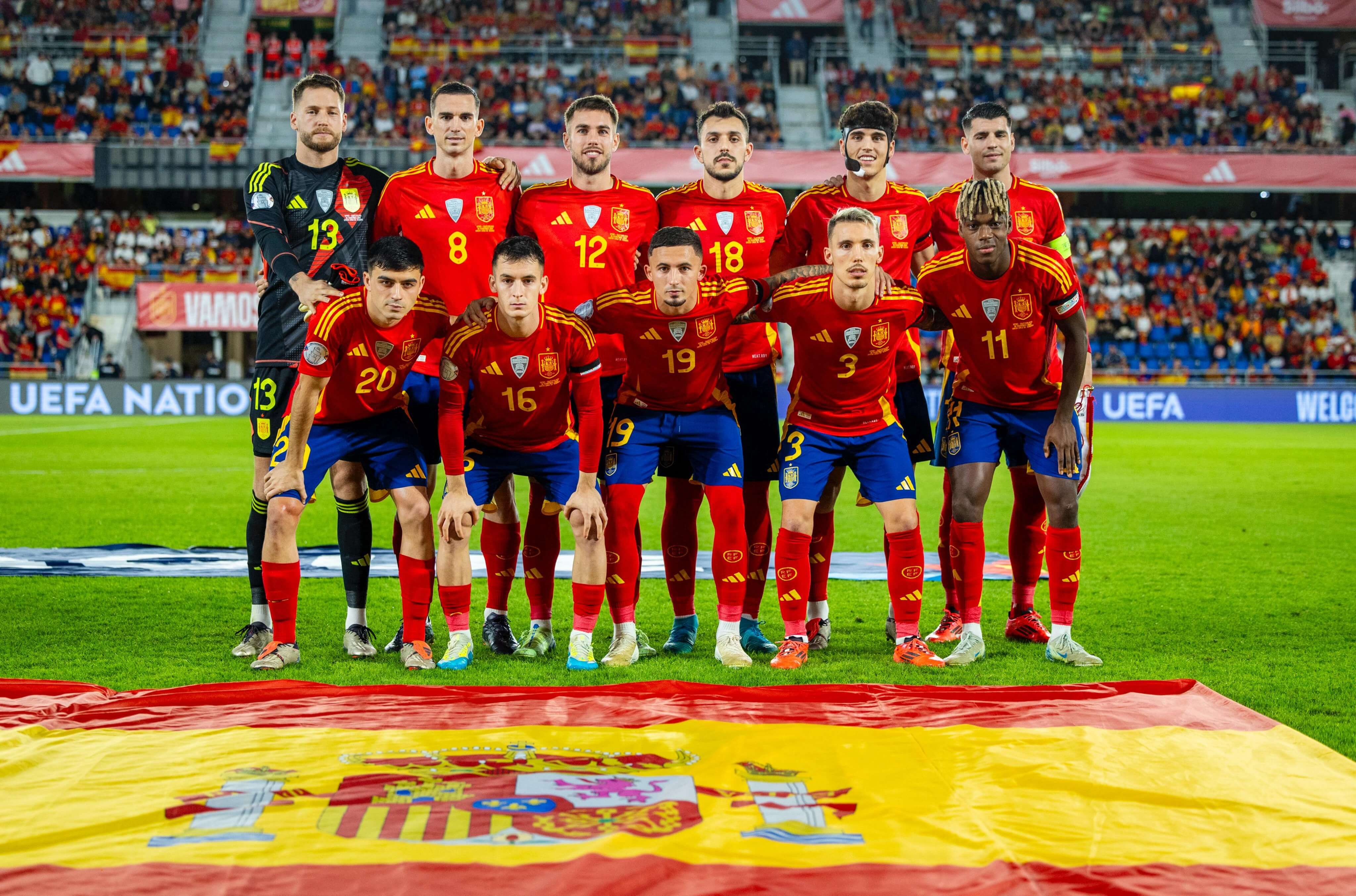 Once de España ante Suiza (Foto: @SEFutbol).