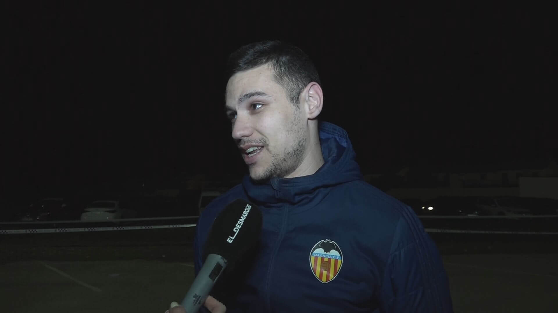 Aficionado del Valencia en su partido ante el Ejea.