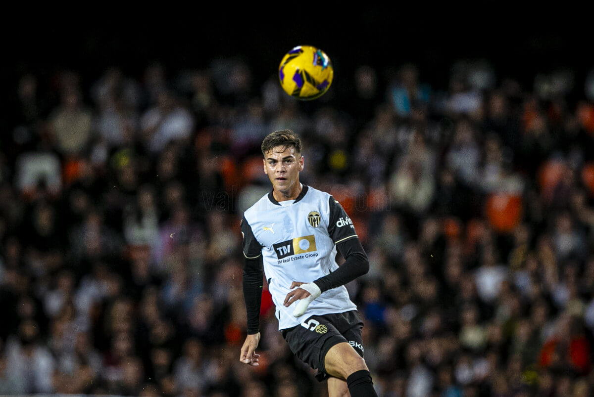 Enzo Barrenechea, ante el Rayo Vallecano (Foto: LALIGA).