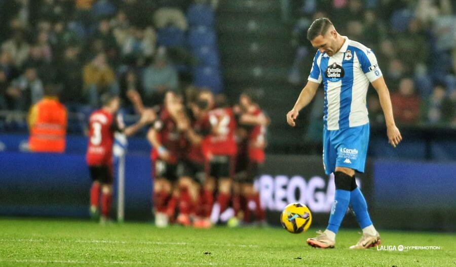 Lucas Pérez, durante el Dépor-Mirandés (Foto: LaLiga).