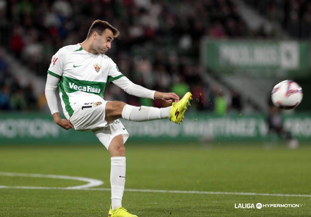 Álvaro Núñez, ex del Athletic, con el Elche (Foto: LALIGA).