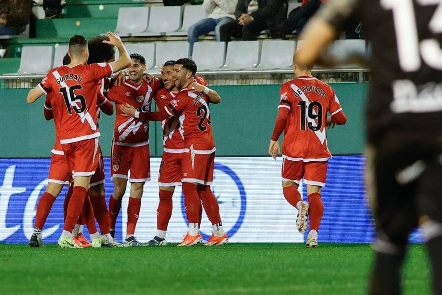 Celebración rayista en A Malata. (Foto: EFE)