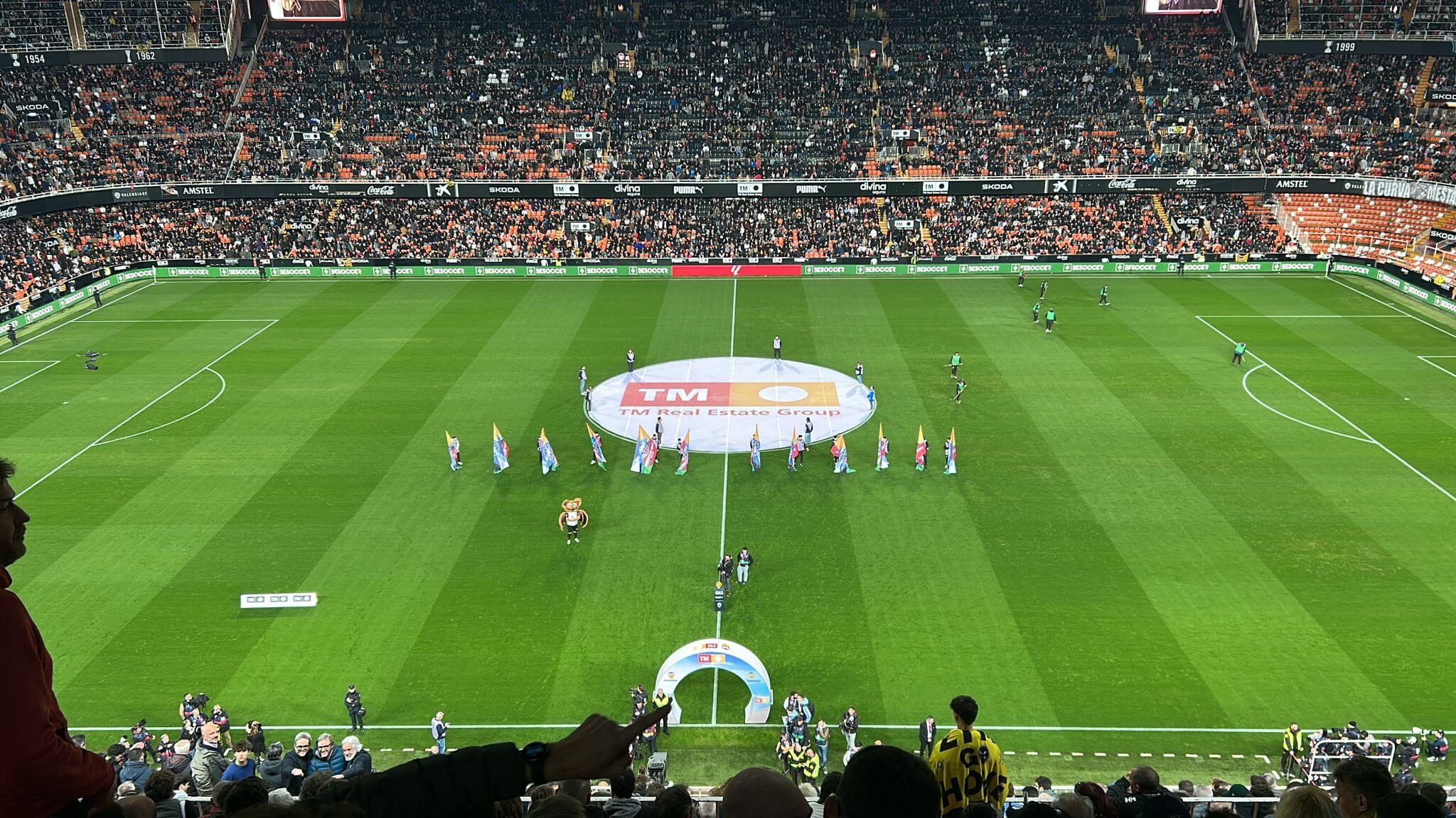 Policía en Mestalla