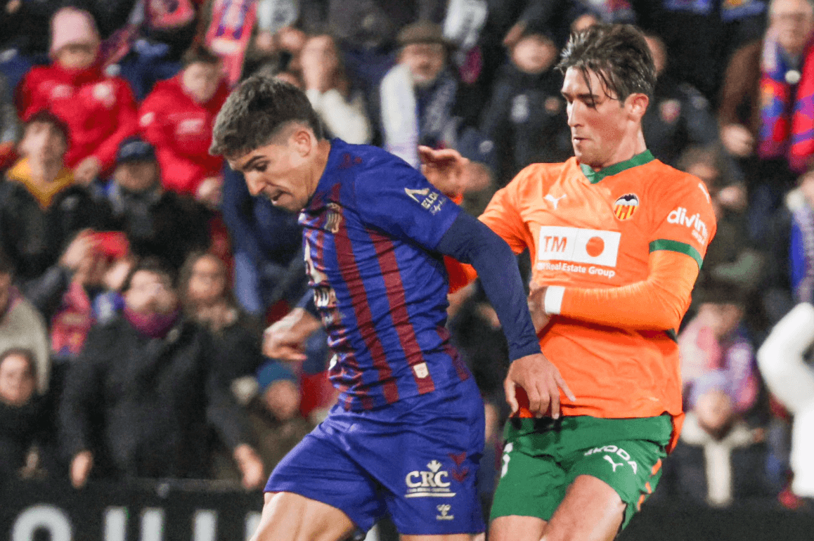 Jesús Vázquez ante el Eldense