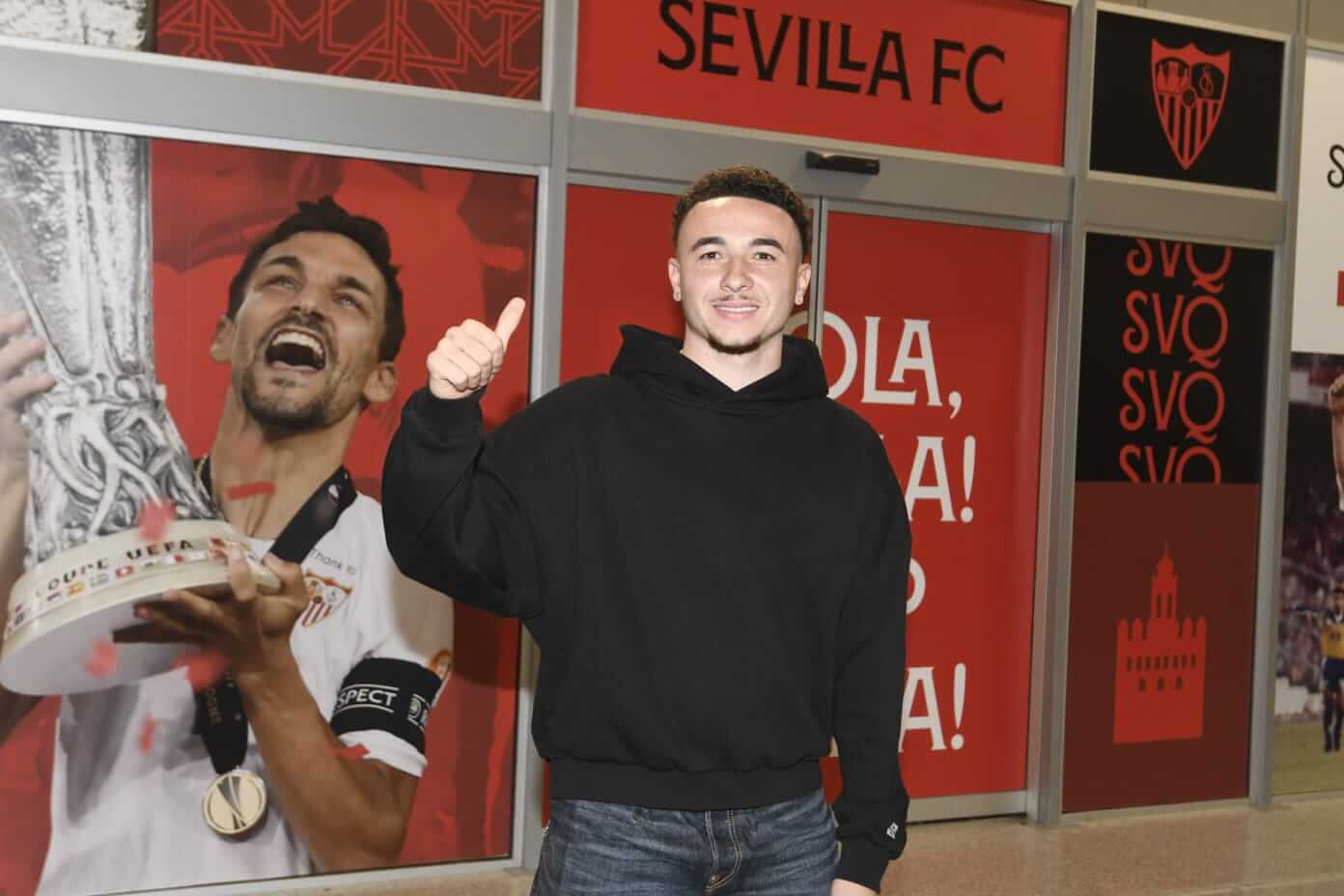 Rubén Vargas, a su llegada a Sevilla (Foto: Kiko Hurtado).