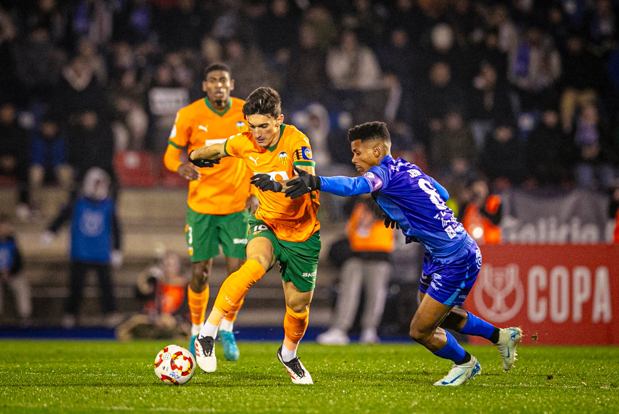 Pepelu, ante el Ourense CF (Foto: Valencia CF).