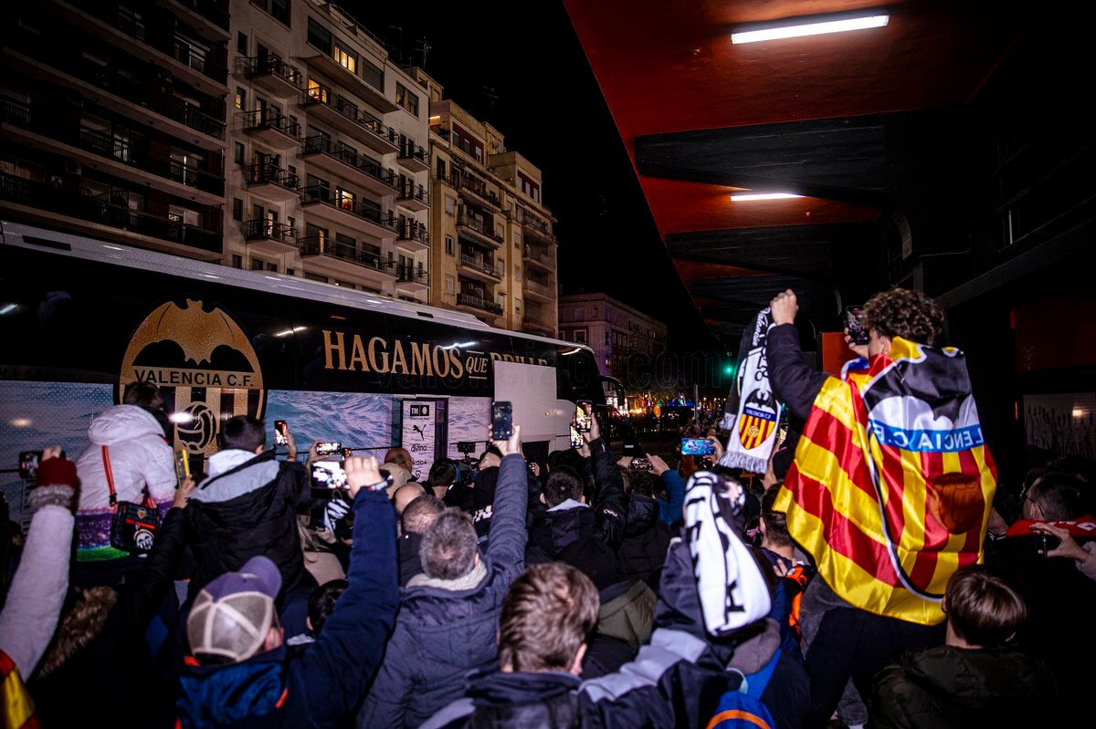 Afición en Mestalla