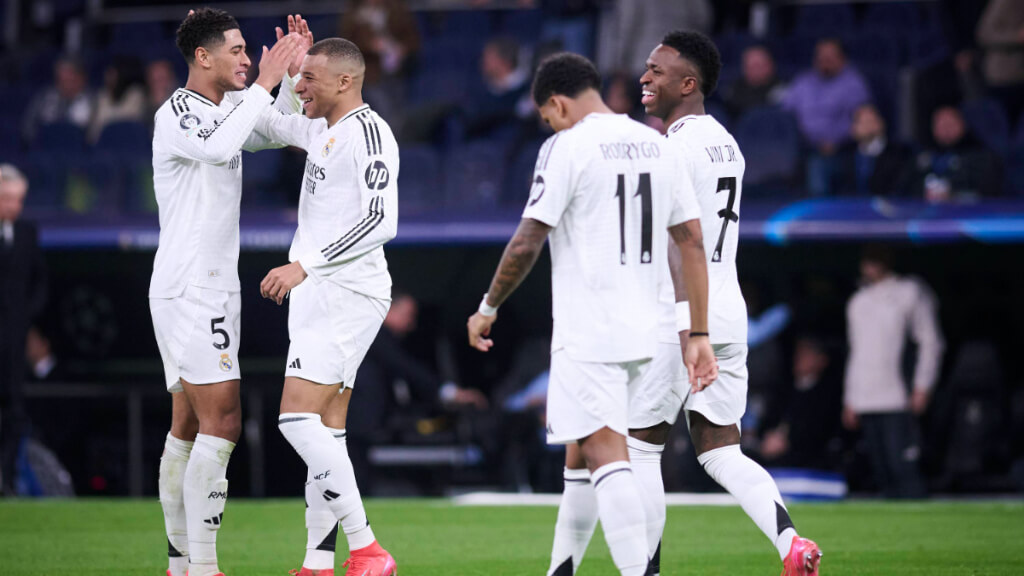 Kylian Mbappé, Rodrygo y Fede Valverde celebran un gol (Cordon Press)