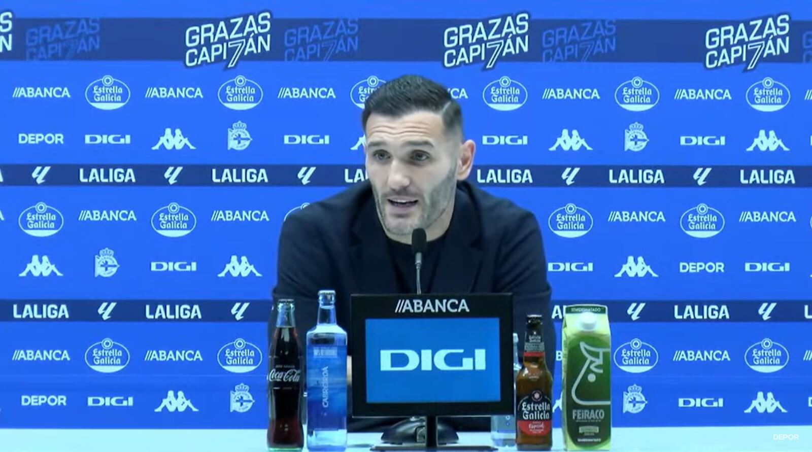 Lucas Pérez, en la rueda de prensa de su despedida (Captura: RC Deportivo).