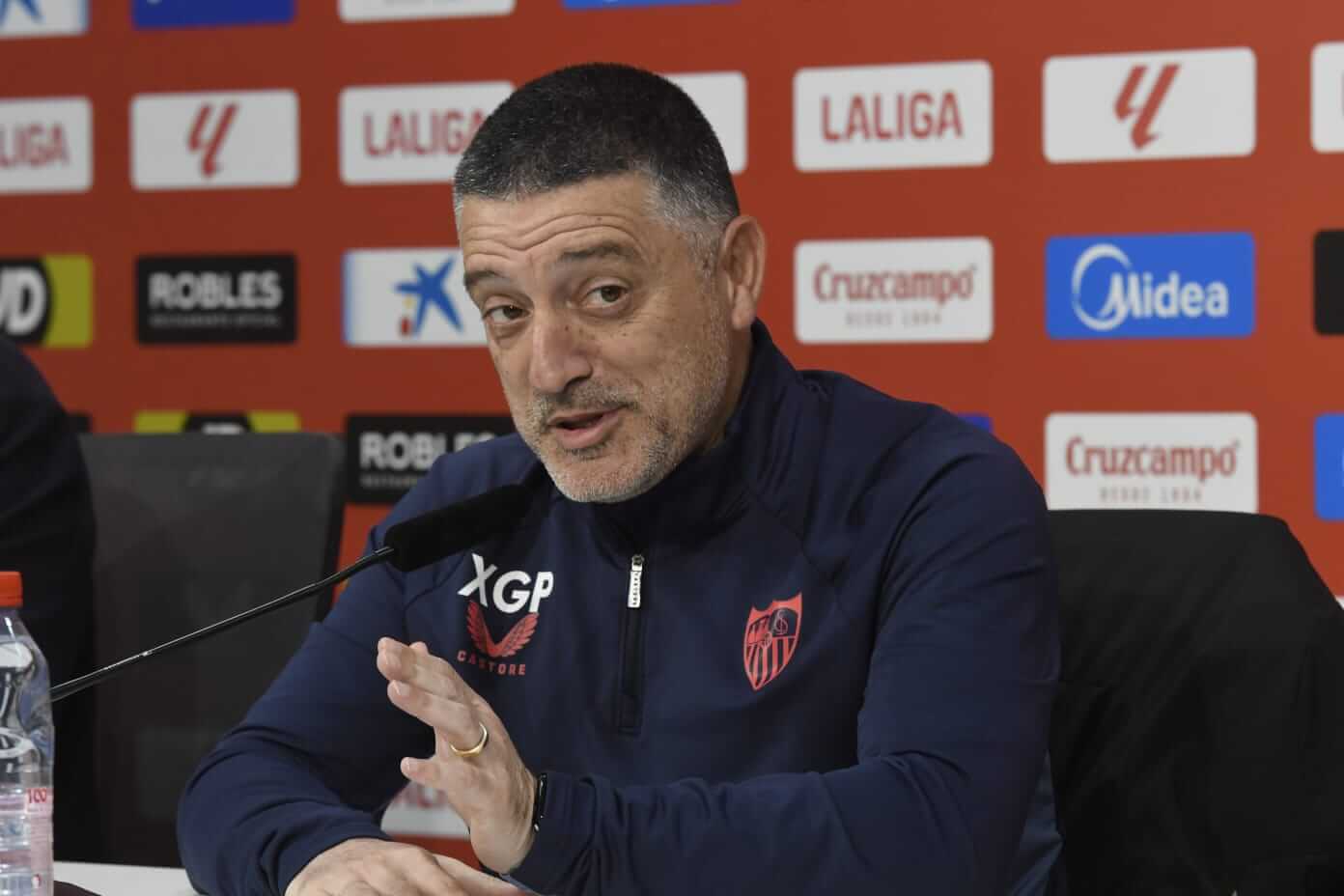 Xavier Garcia Pimienta, en la rueda de prensa previa al partido ante el RCD Espanyol (Foto: Kiko Hu