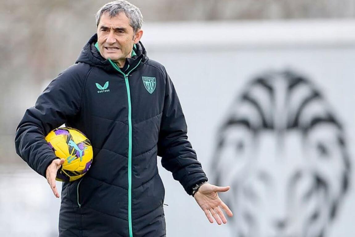 Ernesto Valverde, durante un entrenamiento en Lezama (Foto: Athletic Club).