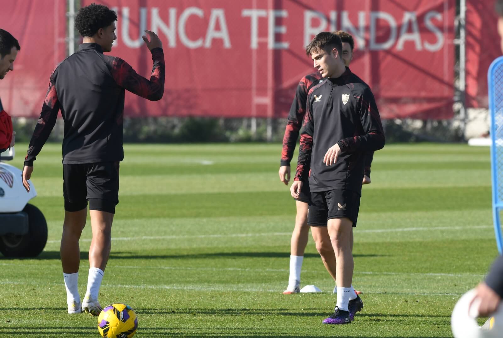 Pablo Rivera, entrenando con el primer equipo (Foto: Kiko Hurtado).