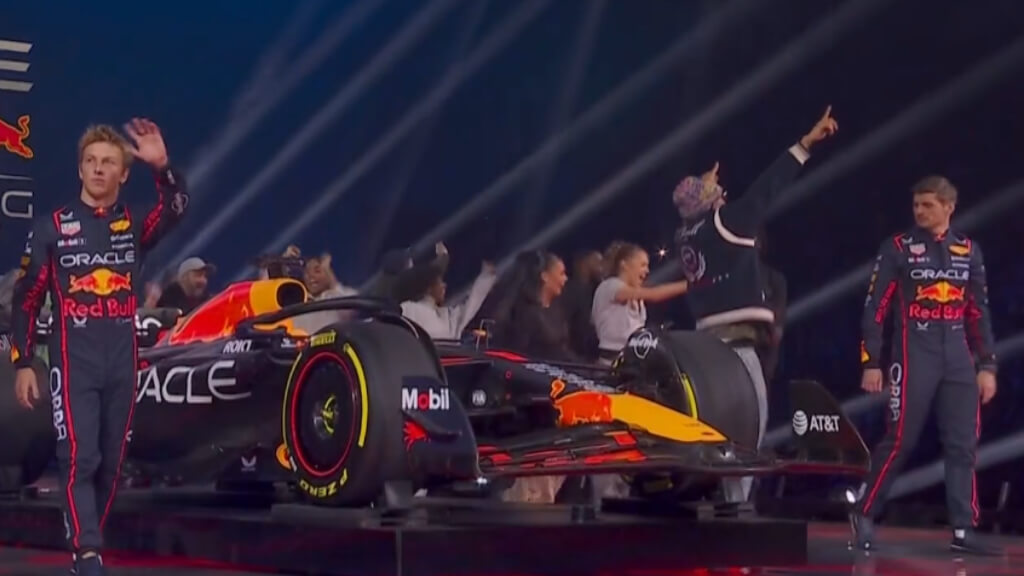 Red Bull presenta su monoplaza en 2025 (captura: DAZN).