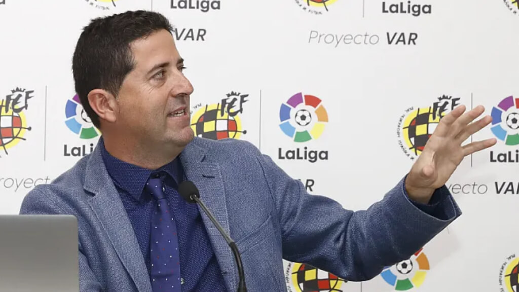 Sergio Sánchez Castañer, en la rueda de prensa del proyecto VAR (RFEF)