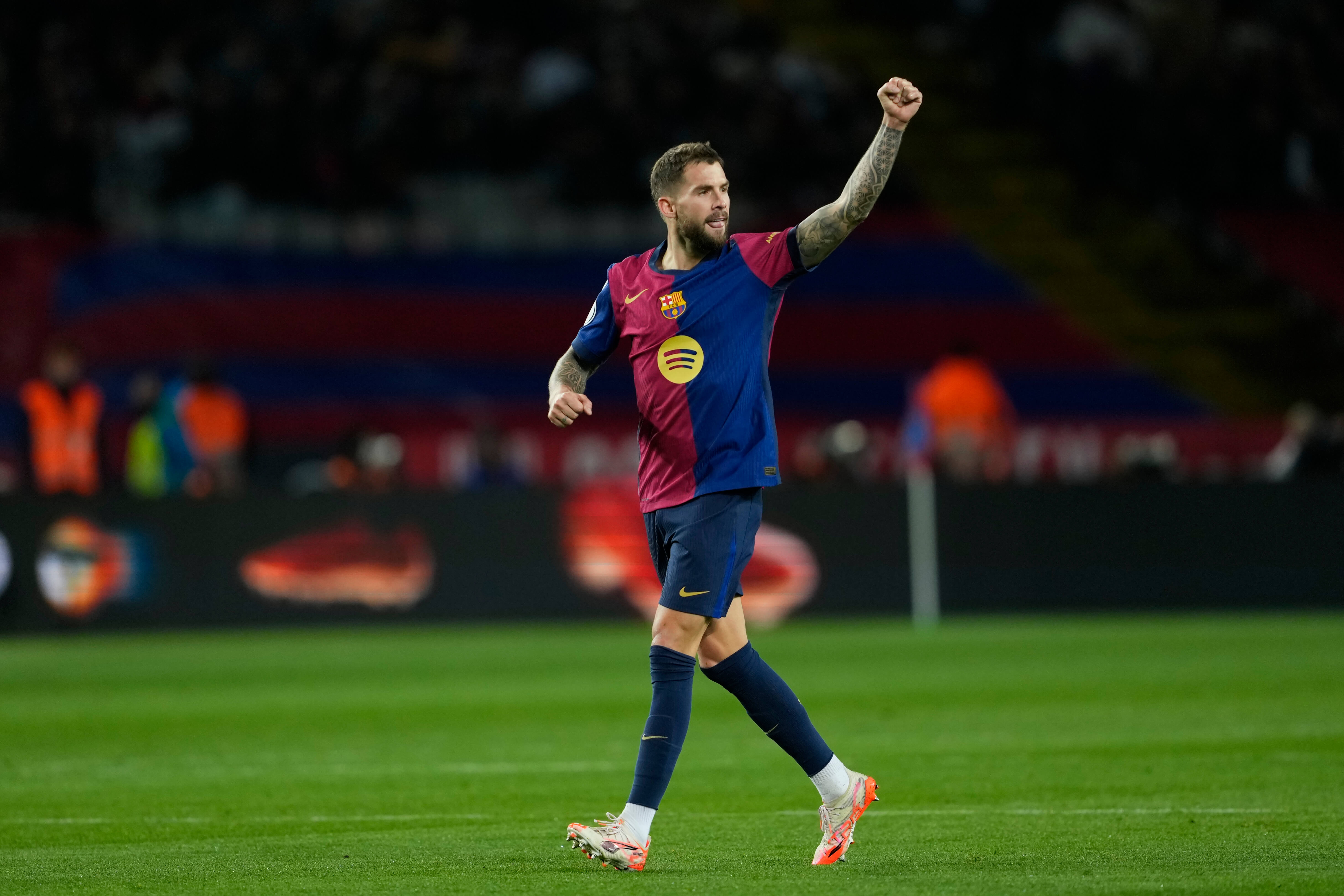 Iñigo Martínez celebra su gol. (Foto: EFE)