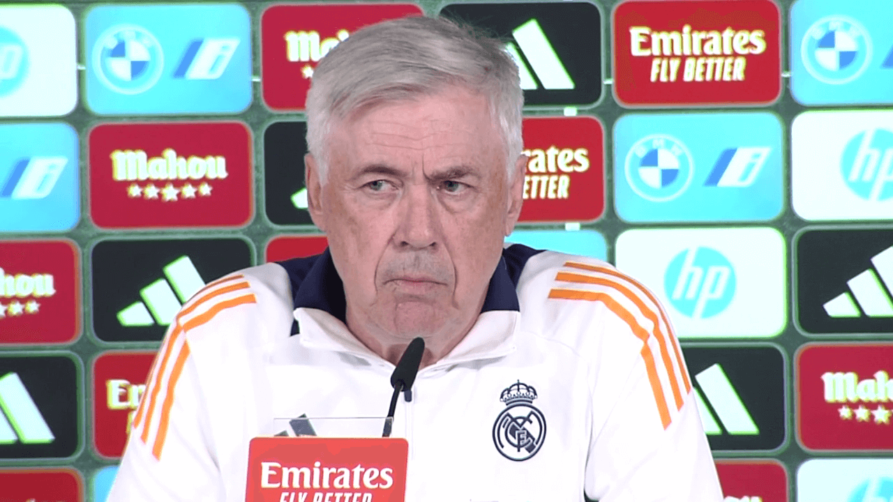 Carlo Ancelotti se muerde la lengua con la roja retirada a Antony y recuerda la baja de Bellingham 