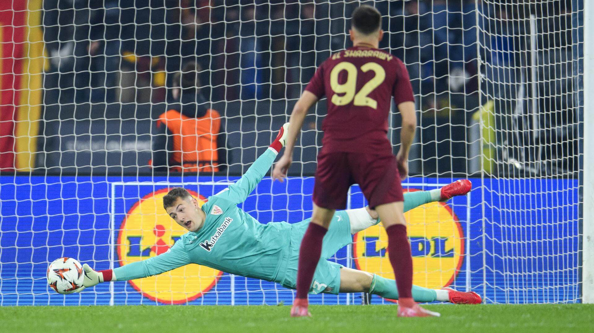 Estirada de Julen Agirrezabala en el Estadio Olímpico de Roma (Foto: Athletic Club).