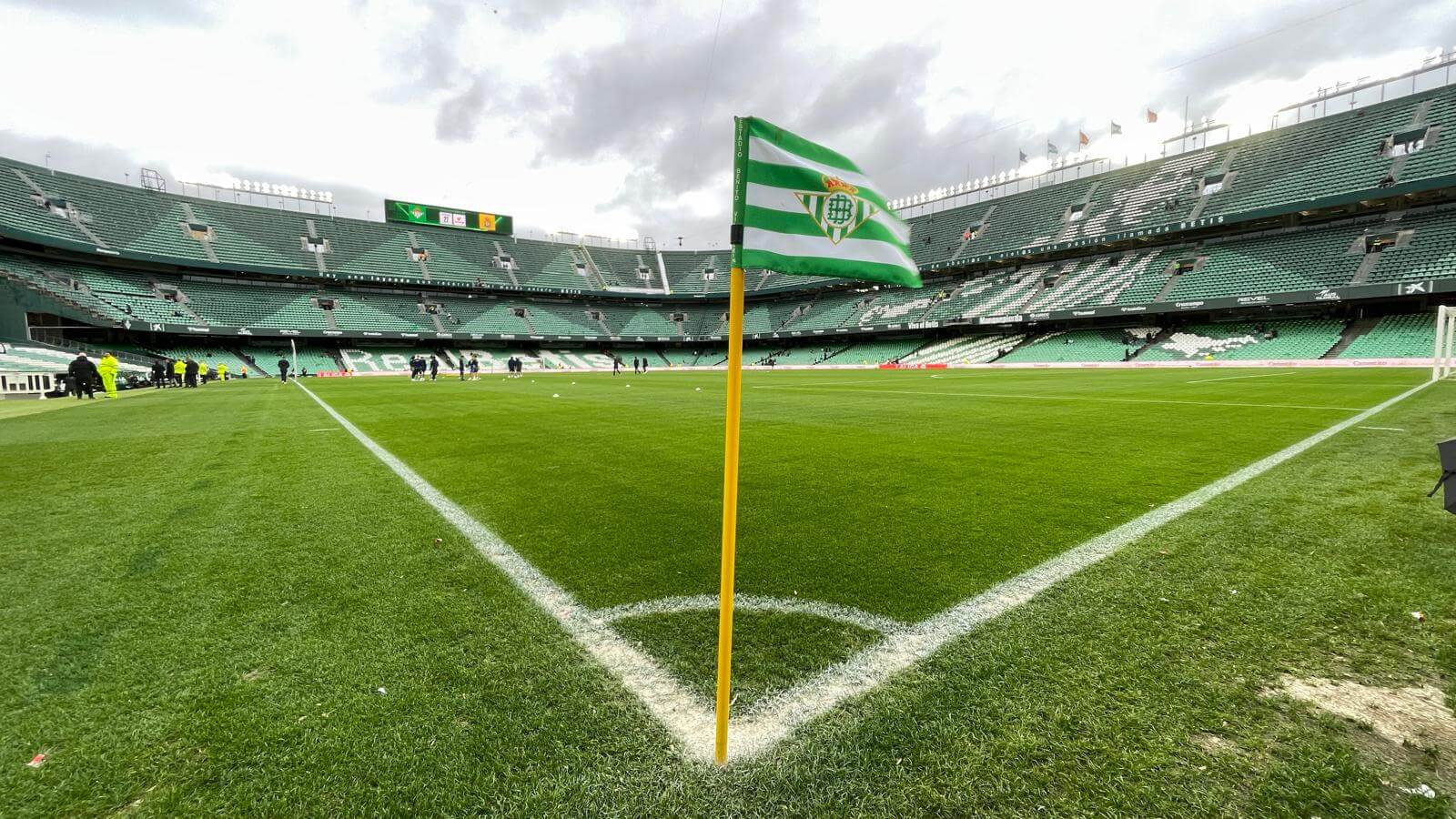 El Benito Villamarín, en la antesala del partido (Foto: Kiko Hurtado)