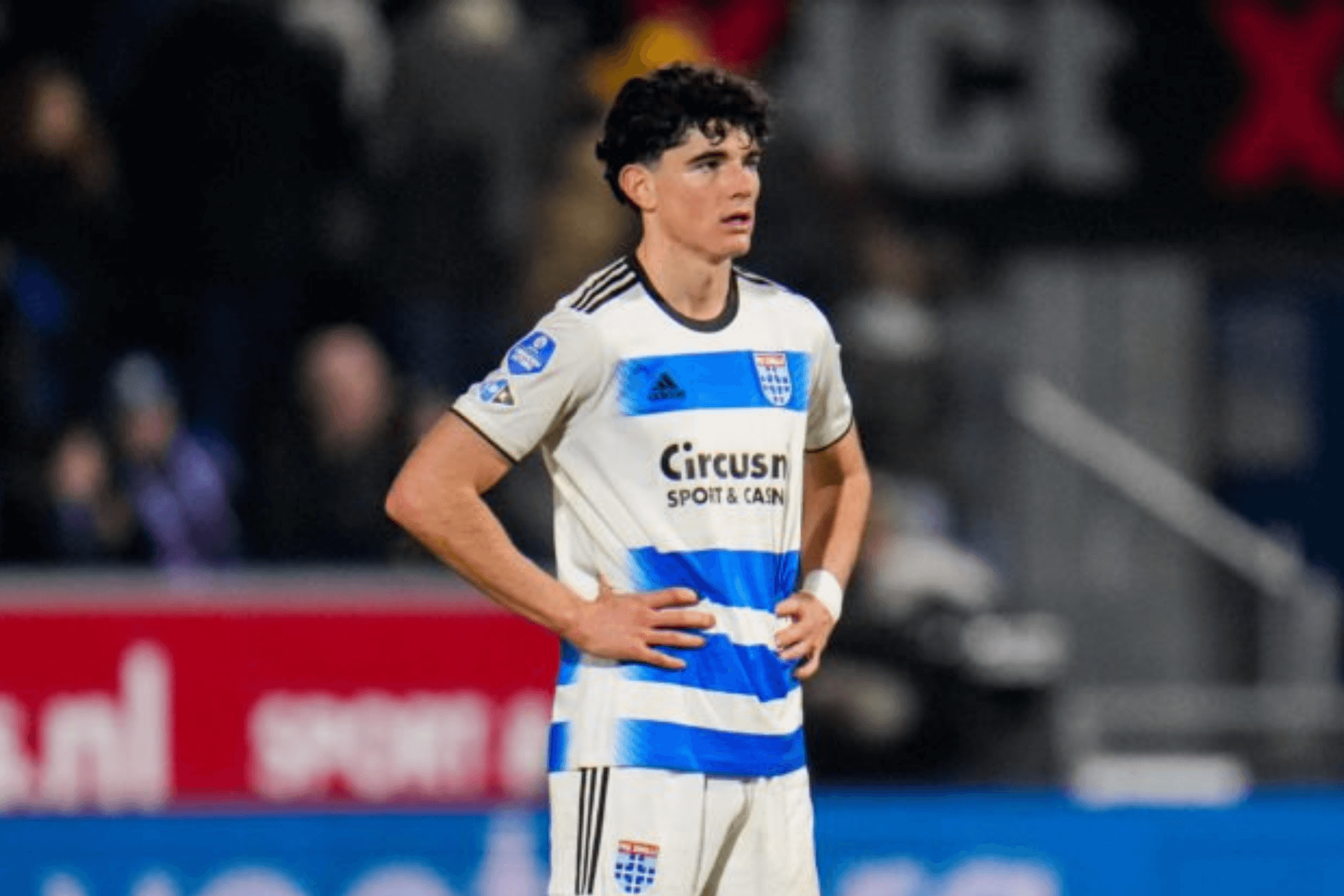 Anselmo García MacNulty, central del PEC Zwolle.