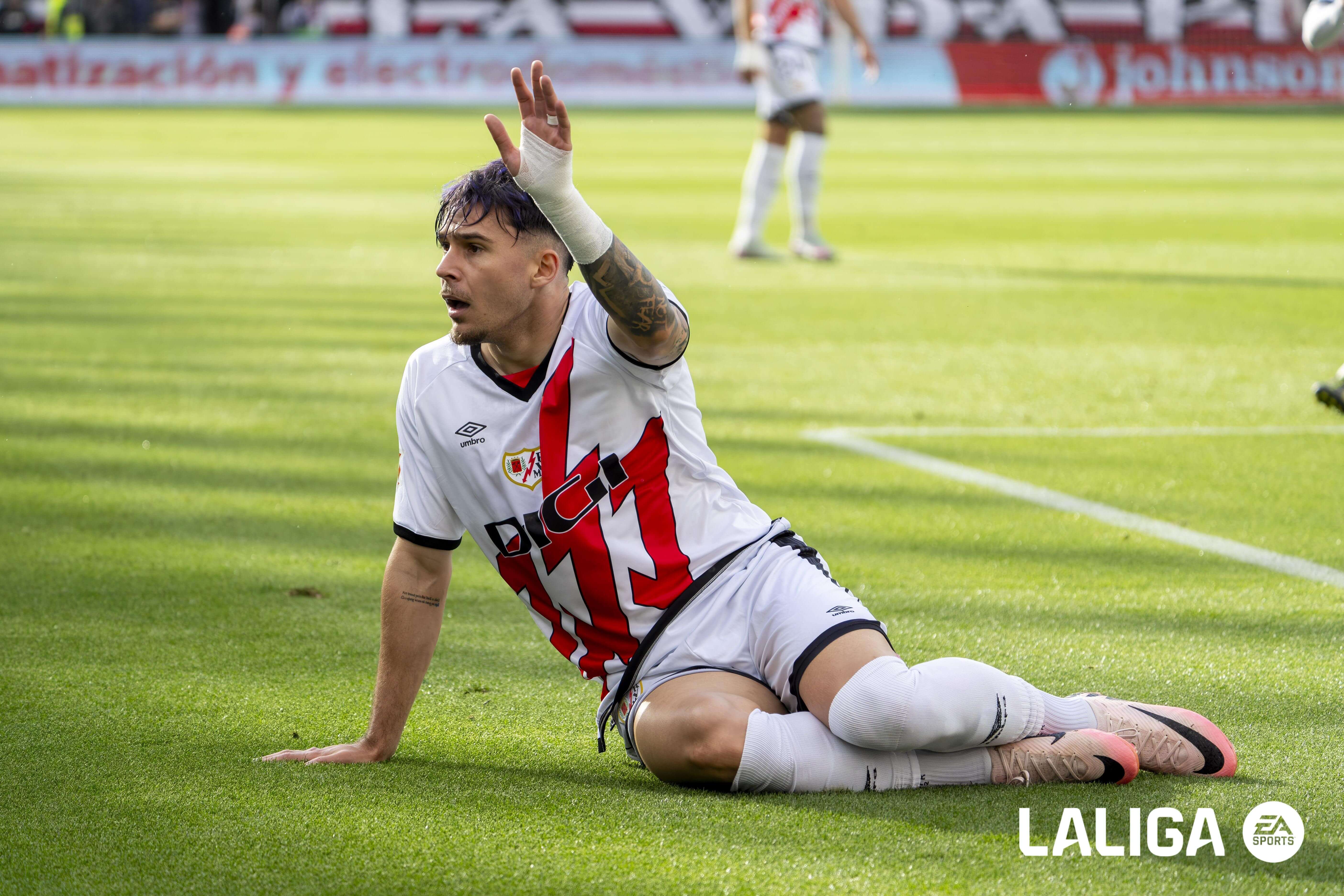 Andrei Ratiu, en un partido del Rayo Vallecano (Foto: LALIGA).
