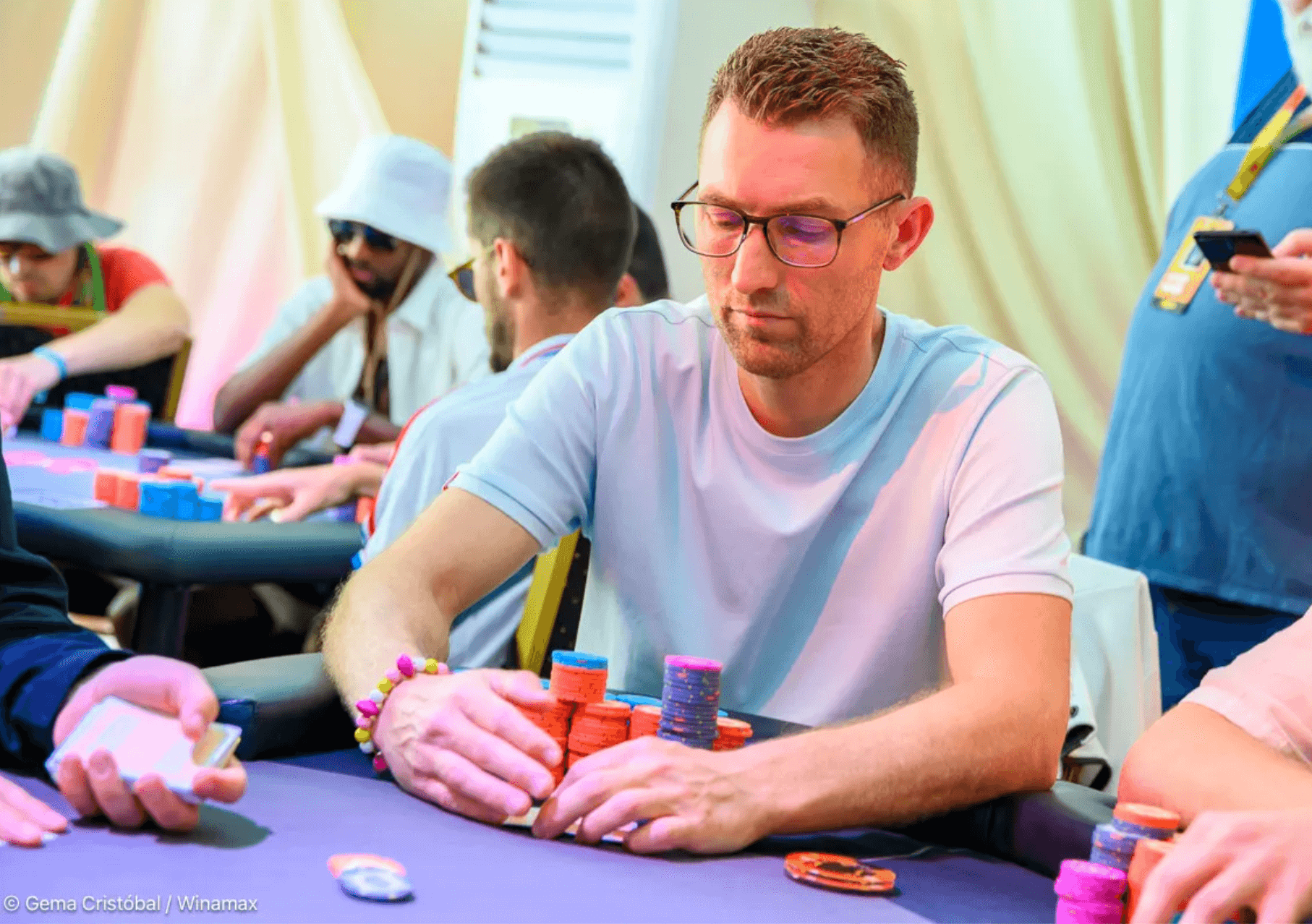 Kevin Belhamici Eliminated in 17th Place (101,000 MAD)