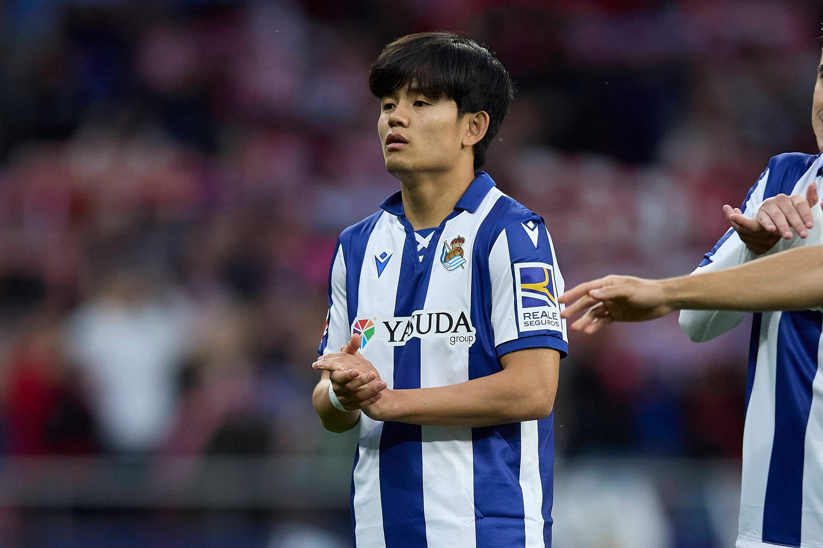Take Kubo, durante un partido de la Real Sociedad (Foto: Cordon Press).