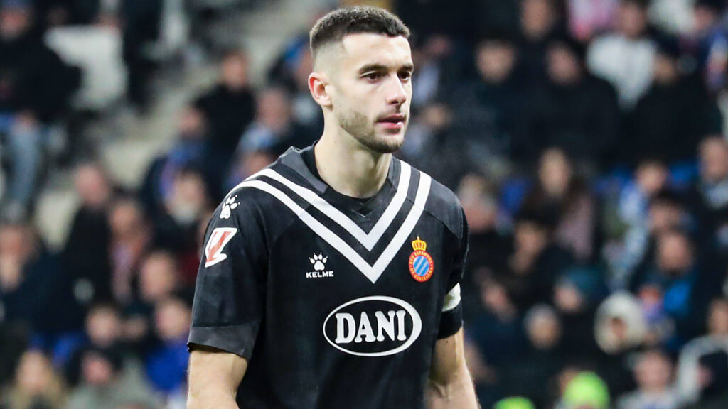 Joan García sigue recibiendo elogios por su temporada con el Espanyol (foto: Cordon Press).