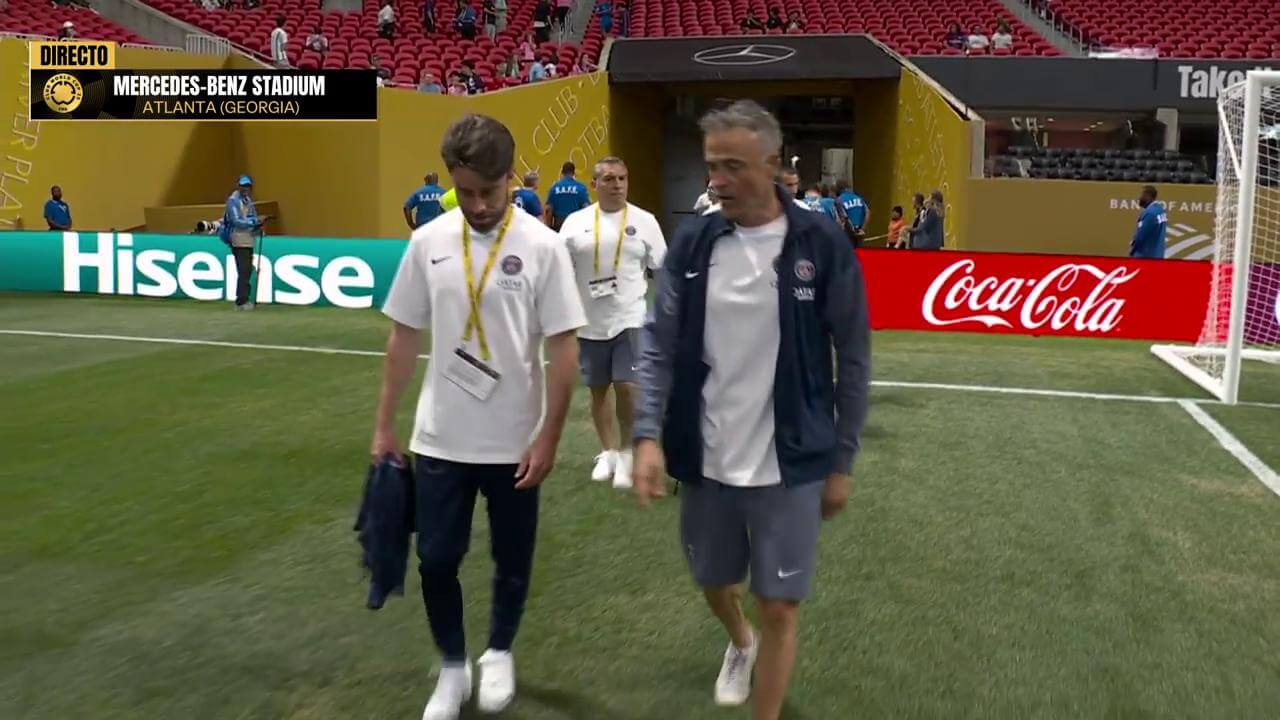 Luis Enrique y su cuerpo técnico