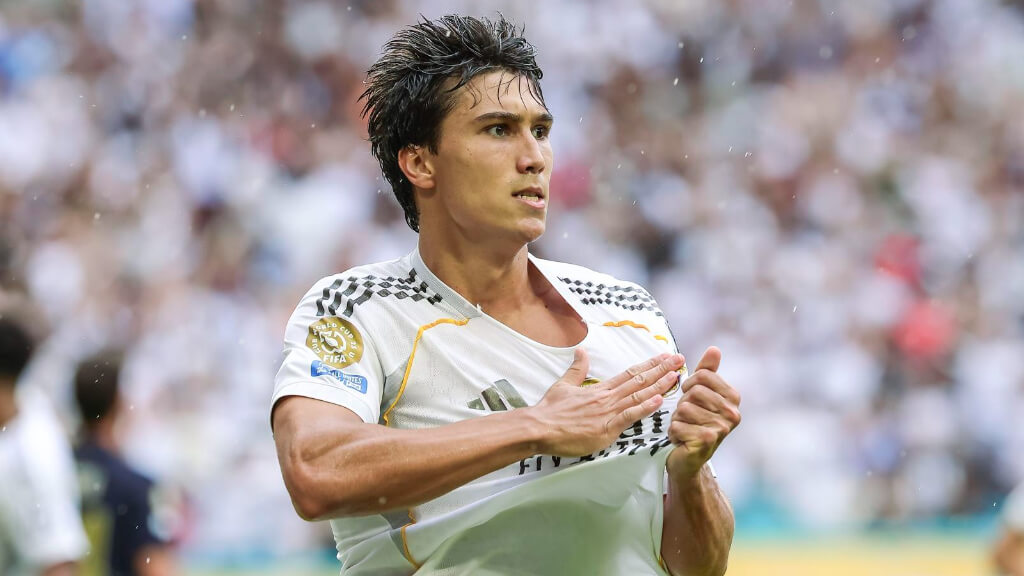 Gonzalo García celebrando el gol con el Real Madrid (Fuente: EFE)