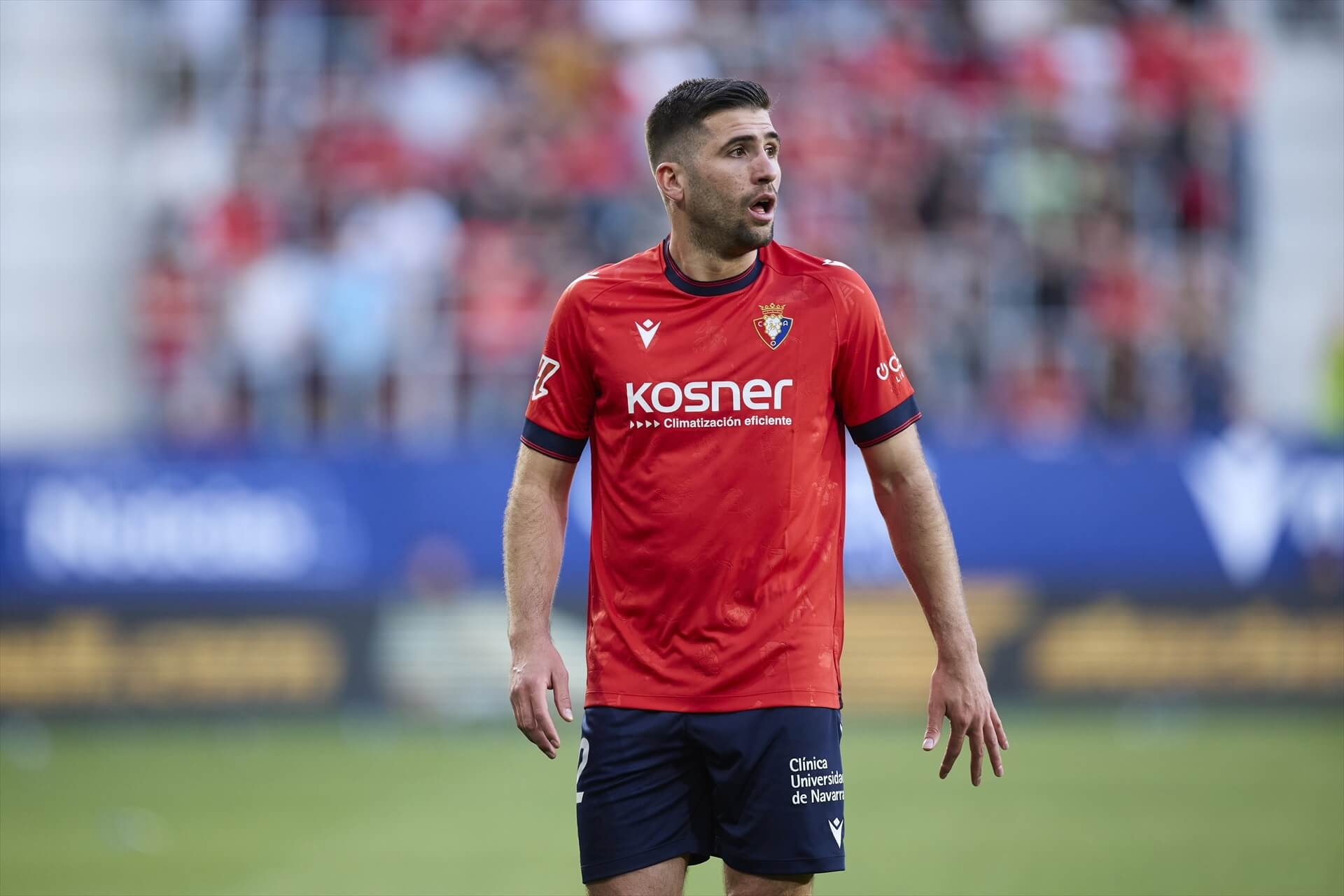 Jesús Areso, durante el Osasuna-Sevilla (Foto: Europa Press).