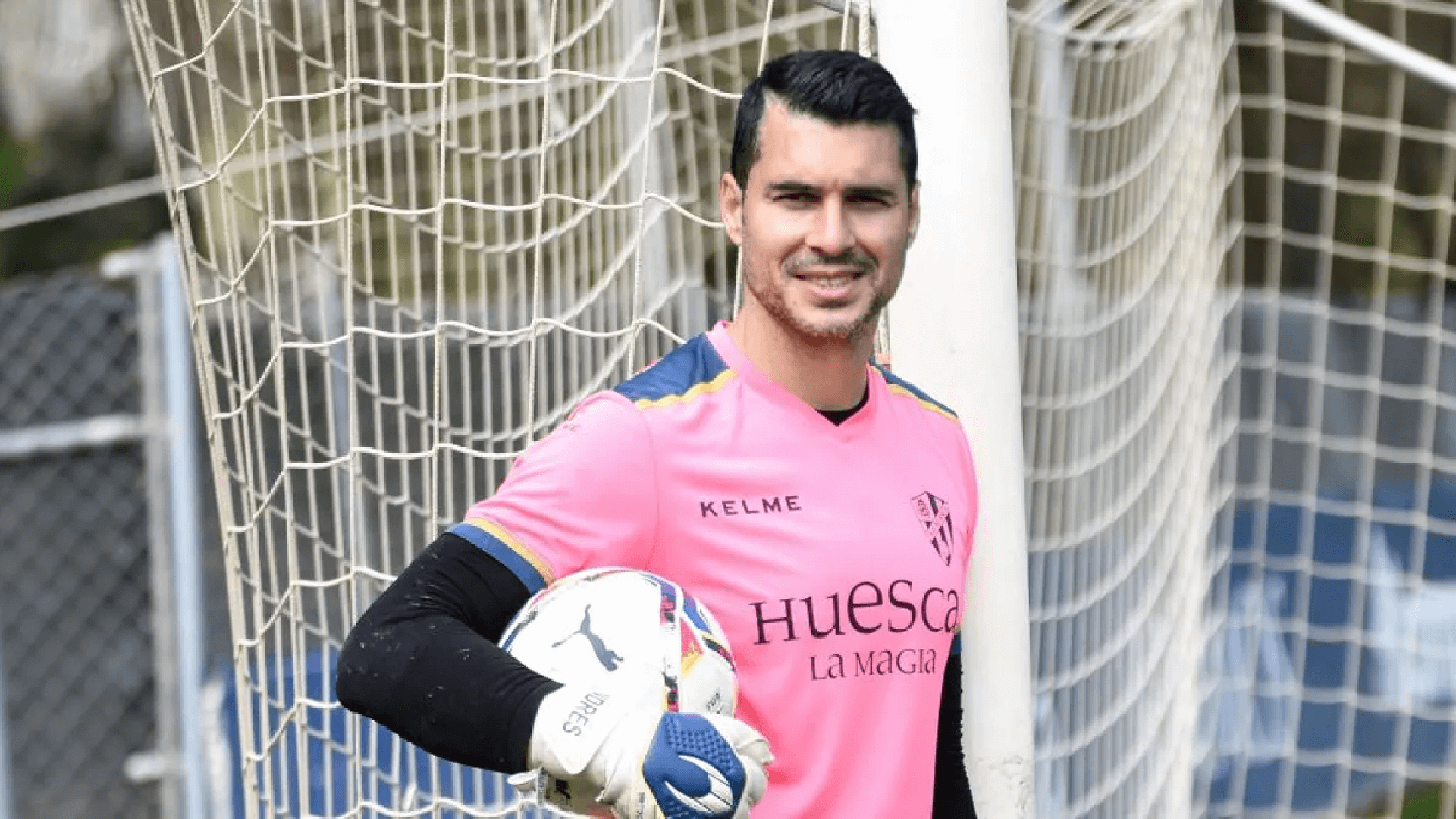 Andrés Fernández, en su etapa en el Huesca (Foto: SDH).