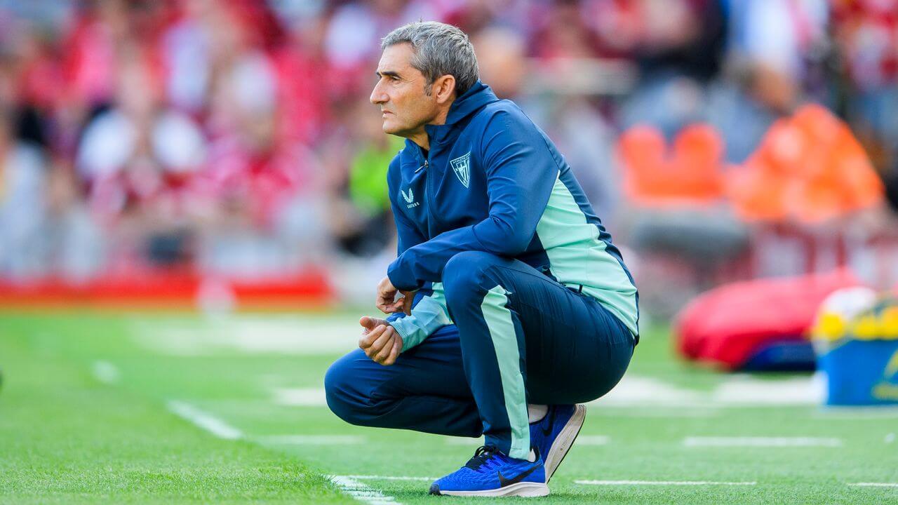 Ernesto Valverde, en pretemporada ante el Liverpool en Anfield (Foto: Athletic Club).