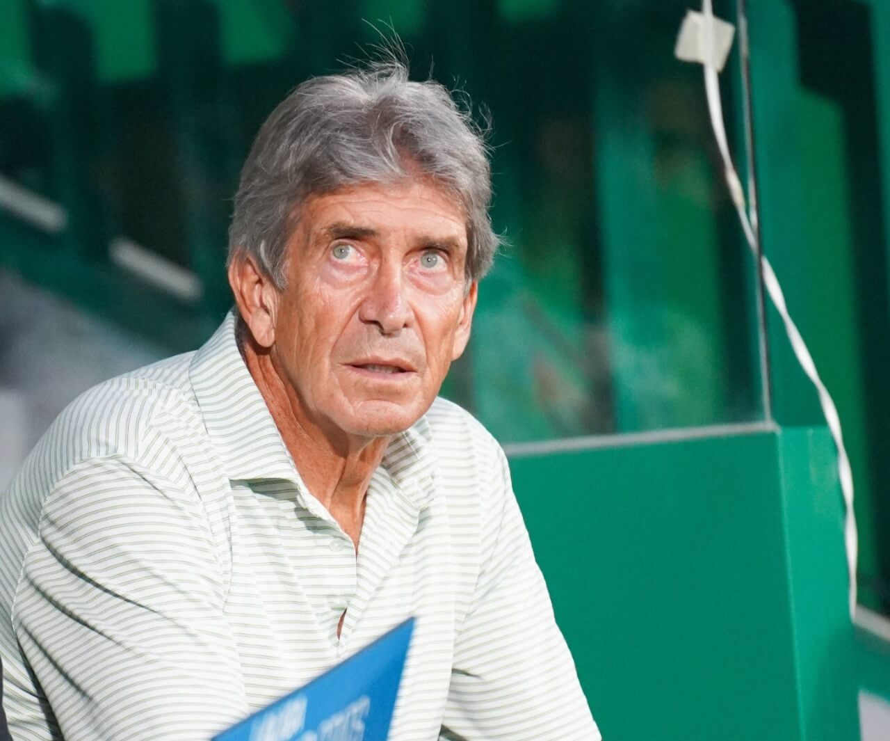 Manuel Pellegrini, ante el Elche (Foto: Cordonpress)