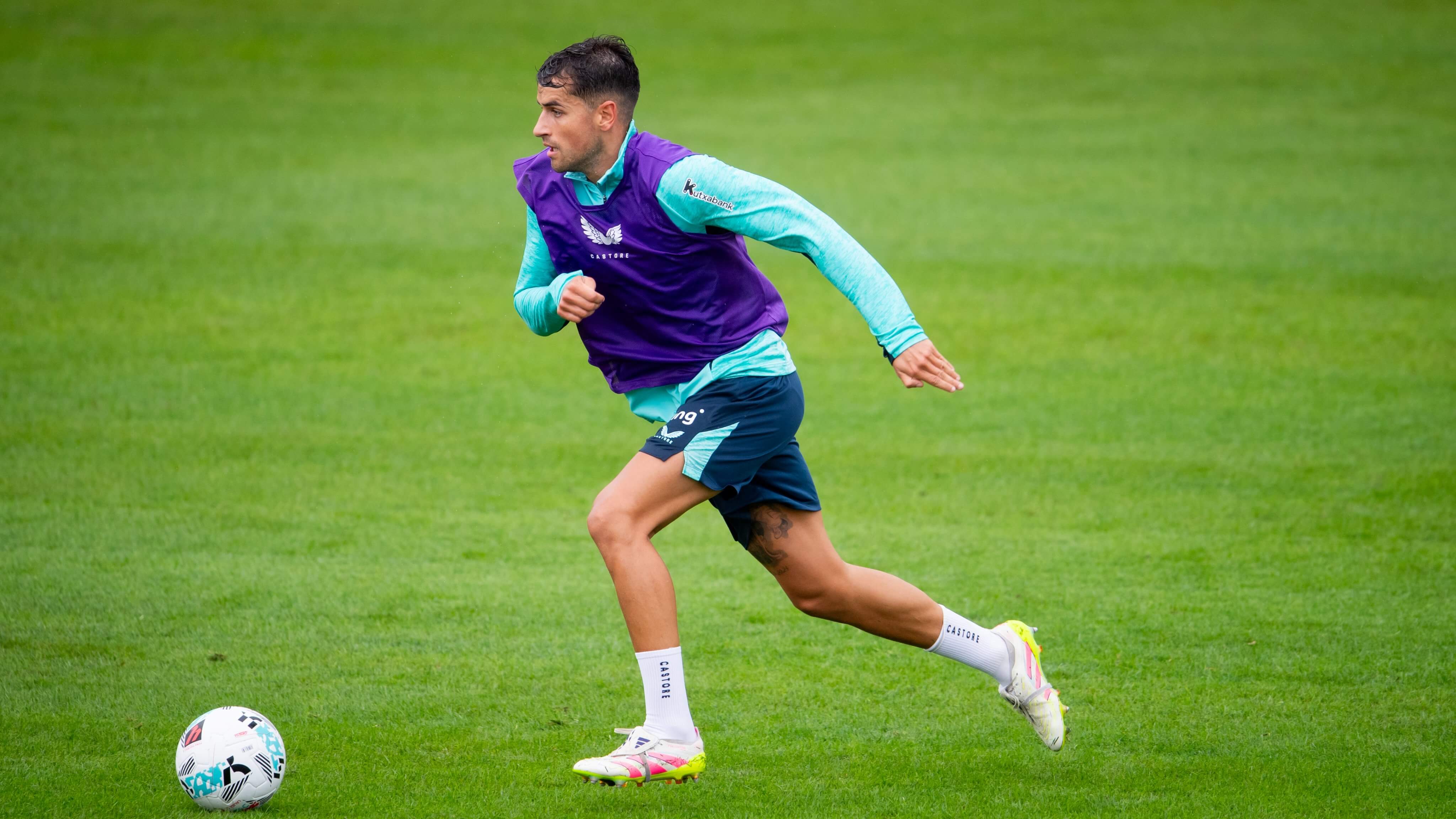 El navarro Beñat Prados se entrena en Lezama (Foto: Athletic Club).