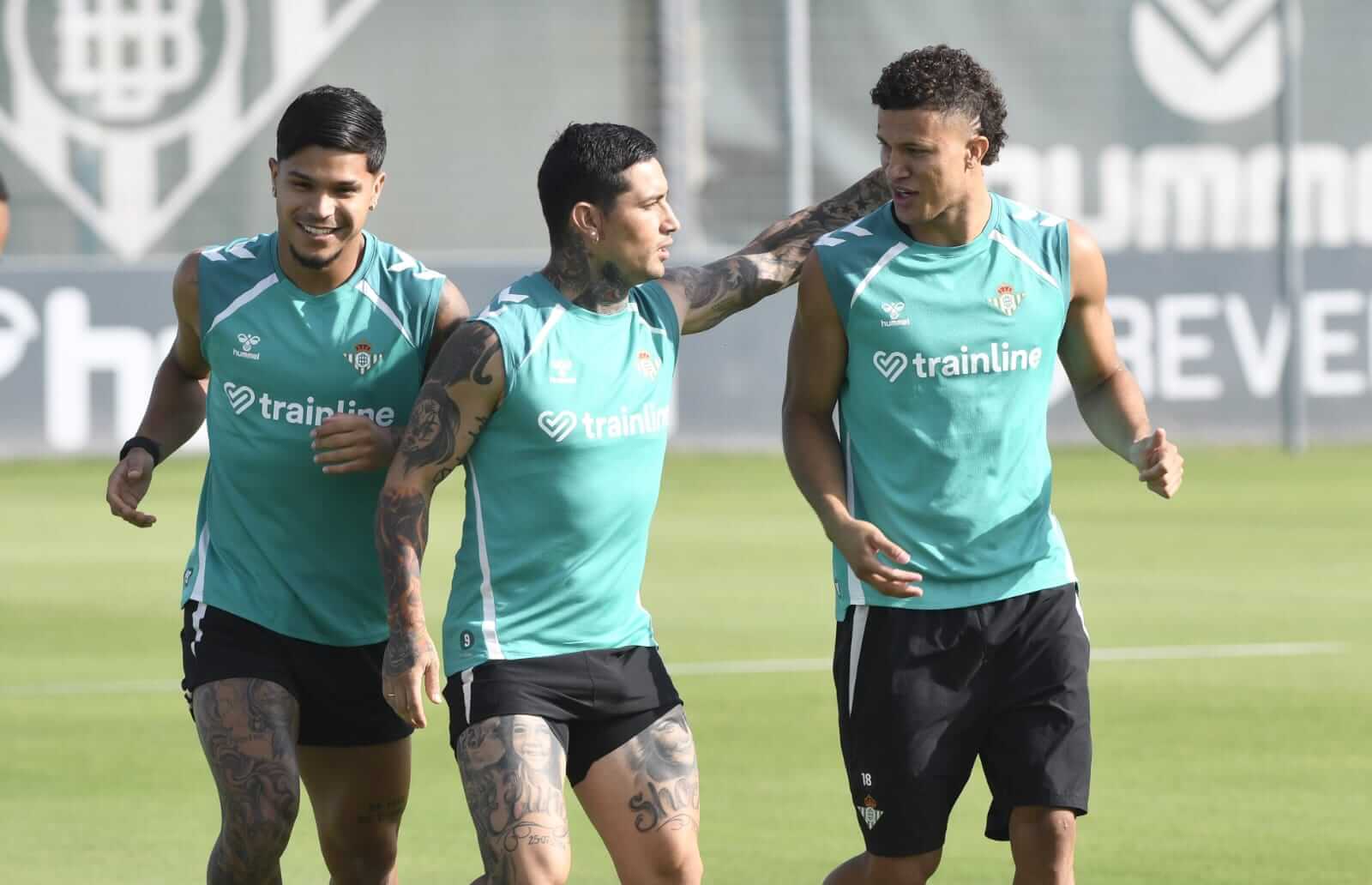 Nelson Deossa, en el entrenamiento del Betis (Foto: Kiko Hurtado)