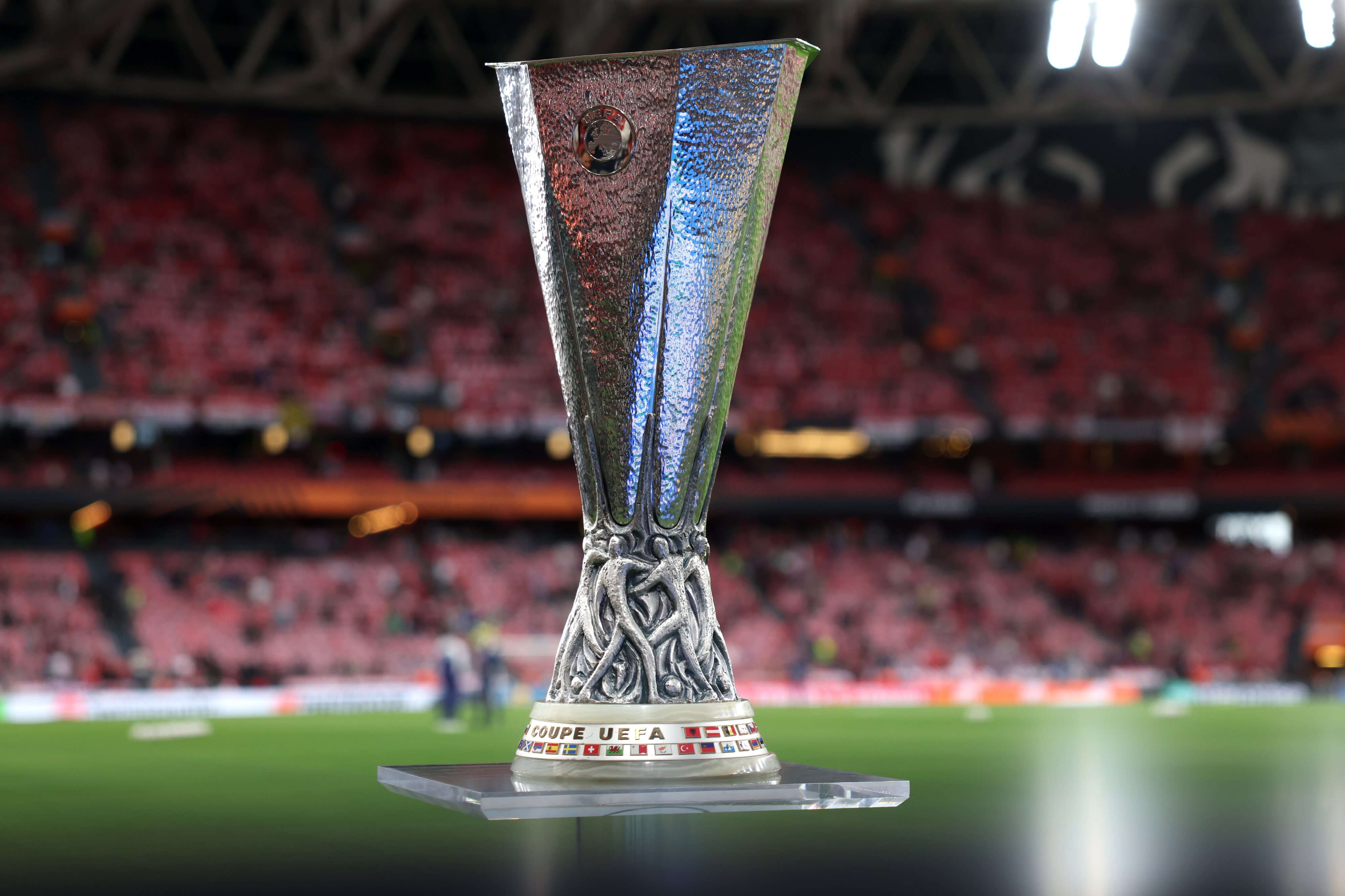 Trofeo de la Europa League.