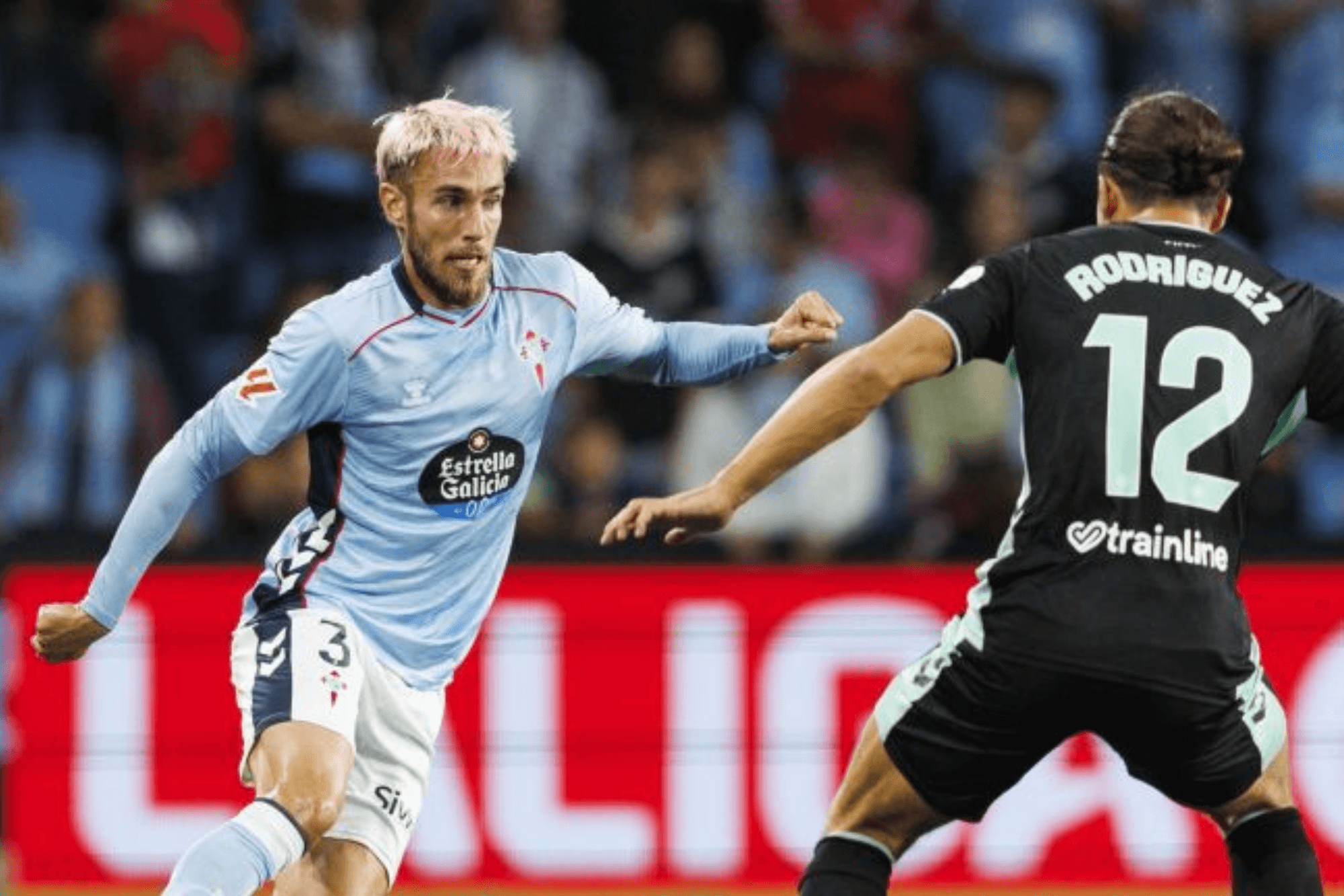 Óscar Mingueza ante Ricardo Rodríguez (Foto: Celta).