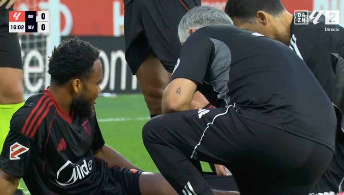 El momento de la lesión de Ejuke contra el Girona.