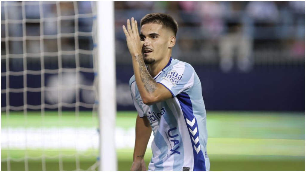 Chupete marca un doblete ante el Granada. (LaLiga Hypermotion)