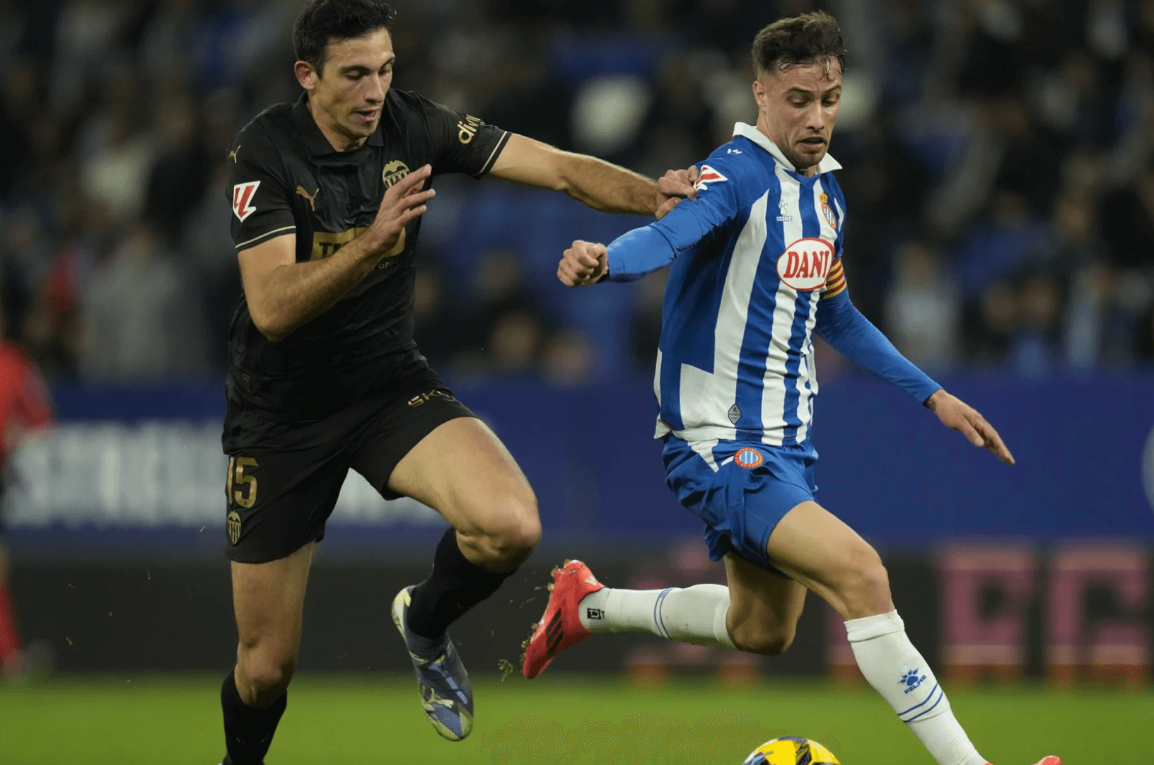Tárrega ante el Espanyol (Foto: EFE)