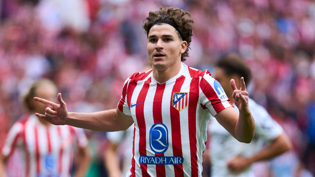 Julián Álvarez celebra un gol en el derbi (Cordon Press)
