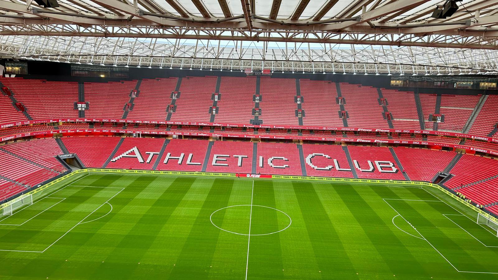 Lluvia en San Mamés antes de partido de LALIGA EA Sports (Foto: ElDesmarque Bizkaia).