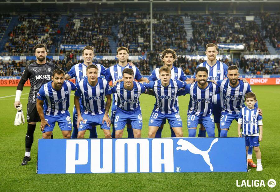 Once titular del Alavés (Foto: LALIGA)