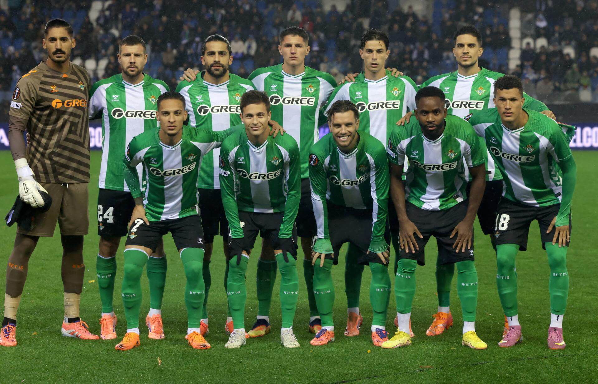 El once del Betis ante el Genk (Foto: EFE).