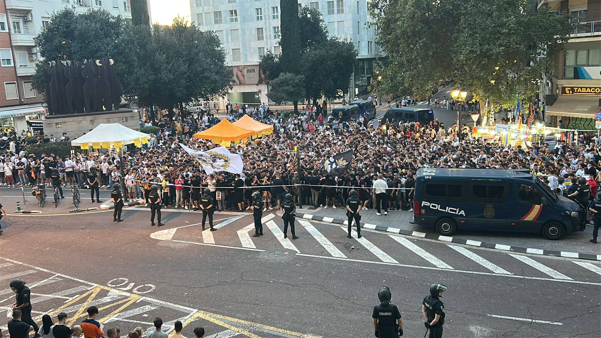 Curva Nord fuera de Mestalla